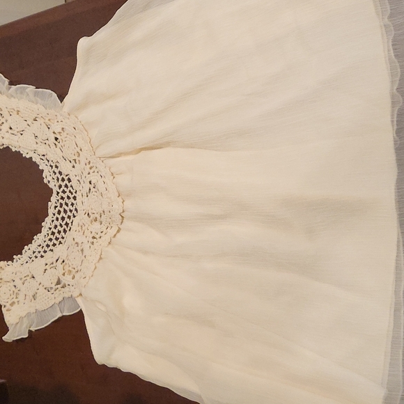 Passport blouse, size womans M, color cream - Picture 4 of 4